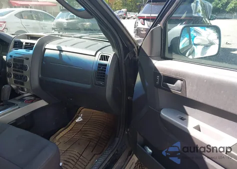 2012 Ford Escape Xlt z USA, uszkodzony, nr VIN 1FMCU9D79CKA89018